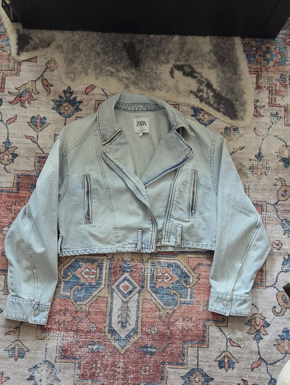 Zara Cropped Denim Moto Jacket Size Small Light Wash Oversized Fit
